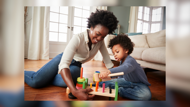 Dia do Filho: Como Mães Podem Superar a Culpa da Ausência