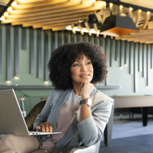 Empreendedorismo Feminino: Saiba Como trabalhar em casa e se sentir menos sobrecarregada